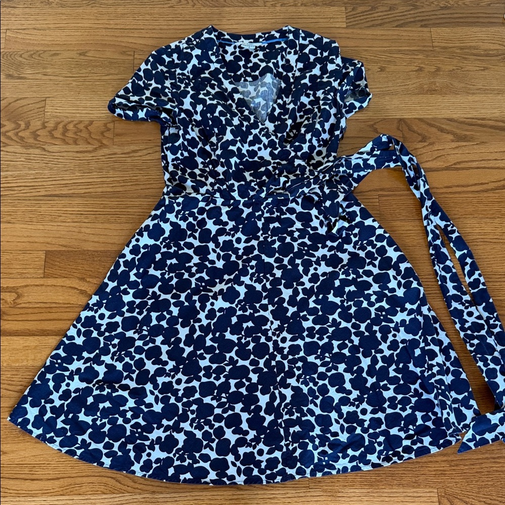 Boden Navy and White Leaf Print Dress